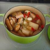 豚バラ肉と根菜のポトフ