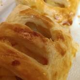 冷凍パイを使ってアップルパイ 初めてでも簡単