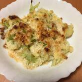 カリフラワーのパン粉焼き