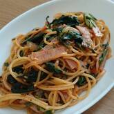 ホウレン草のケチャップパスタ