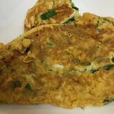 ニラたっぷりオムレツ