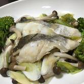 タラとキノコの酒蒸し