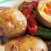 揚げジャガの煮物