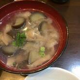 ナスと油揚げのみそ汁