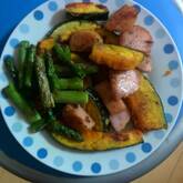 グリーンアスパラのバター炒め