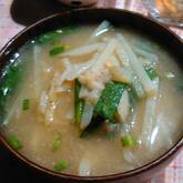 新ジャガとニラのみそ汁