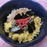 お箸が止まらない定番丼！鶏そぼろ丼 by 杉本 亜希子さん