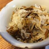 うまみたっぷり！きのこの炊き込みご飯