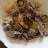 アサリとキャベツの酒蒸し