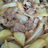 豚肉とジャガイモのみそ炒め