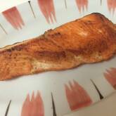 サーモンのムニエル レモンバターソースがけ