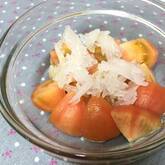 やわらか甘い！湯剥きトマトのシンプルサラダ