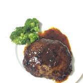 濃厚デミグラスソースのジューシーハンバーグ