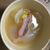 新玉ねぎのスープ 丸ごと使ってコクたっぷり by近藤 瞳さん