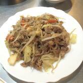 牛肉とキノコのソース炒め