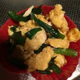 しっかり味でご飯がすすむ！ぷりぷりエビのニラ玉