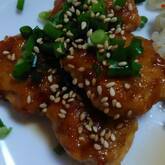 家庭的なハンバーグ 鶏のつくねをジューシーに