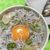 お手軽のせるだけ！しらす納豆丼 ふわふわ食感