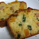 簡単おやつに！ホットケーキミックスでケークサレ  by池田 絵美さん