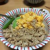 お箸が止まらない定番丼！鶏そぼろ丼 by 杉本 亜希子さん