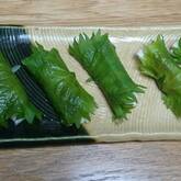 長芋の梅肉大葉巻き