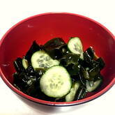 キュウリとワカメの酢の物