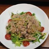 ゆで豚と春雨のピリ辛ゴマみそ和え