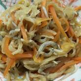 切干し大根とジャコの煮物