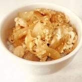 とろ～り半熟卵が絶品！基本の親子丼