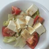 豆腐のサラダ
