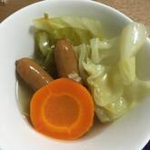 ソーセージと春キャベツのスープ煮