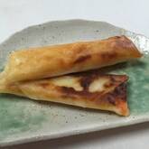 ホワイトソースの春巻き