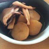 やわらかイカとジャガイモのシンプル煮