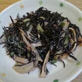 芽ヒジキの彩りサラダ