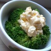 ブロッコリーの卵ソース