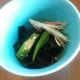 ワカメとオクラの酢の物