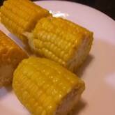 ゆでトウモロコシ