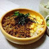 お箸が止まらない定番丼！鶏そぼろ丼 by 杉本 亜希子さん