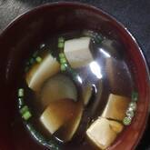 ナスのみそ汁