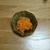 お箸とまらない！にんじんしりしり