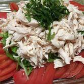 濃厚ゴマダレが決め手！しっとり鶏もも肉のバンバンジー