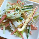 せん切り野菜のサラダ