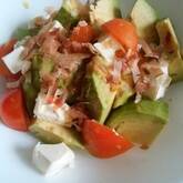 トマトとチーズのおかかまぶし