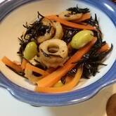芽ヒジキとちくわの煮物