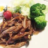 豚肉のショウガ焼き