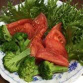 トマトのシンプルサラダ