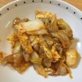 簡単！豚キムチ ピリ辛ふわふわ卵炒め ご飯がすすむ美味しさ