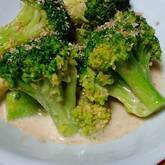 ブロッコリーのゴママヨ和え