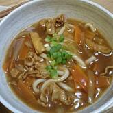 おうちで作る！絶品カレーうどん 簡単に本格的な味わいを