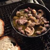 砂肝とハーブのアヒージョ